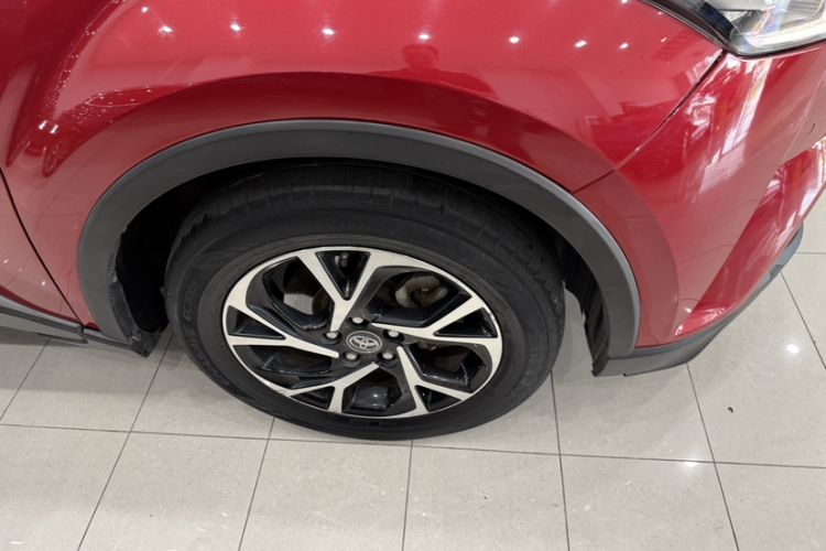 Used Toyota C-HR 2018 2.0L Luxury Edition China V Standard Exterior 9