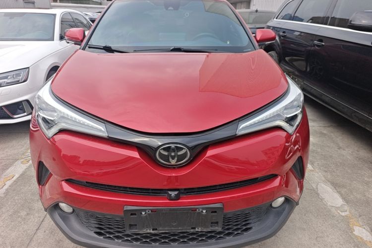 Used Toyota C-HR 2018 2.0L Luxury Sunroof Version China VI Standard Front