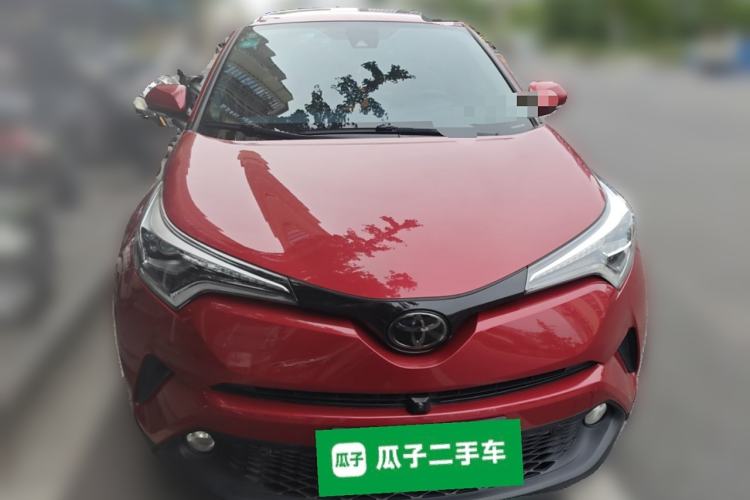 Used Toyota C-HR 2018 2.0L Luxury Sunroof Version China VI Standard Front