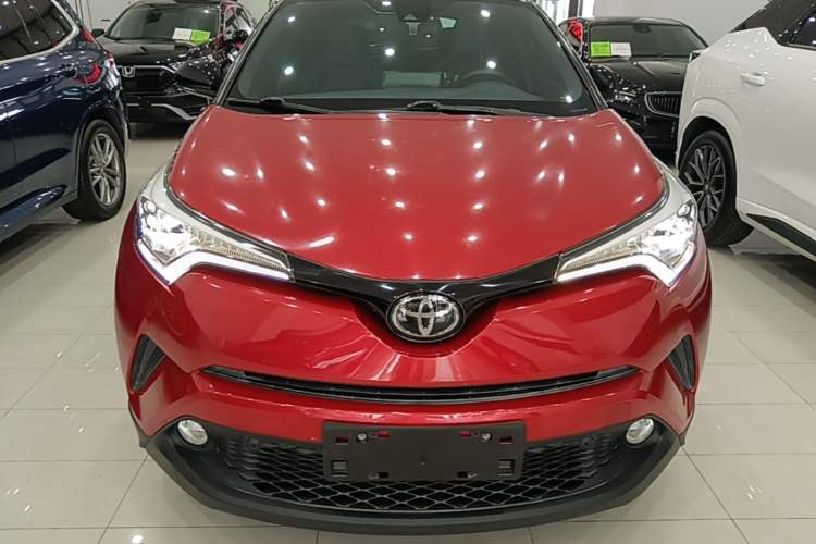 Used Toyota C-HR 2018 2.0L Luxury Edition China V Standard Front