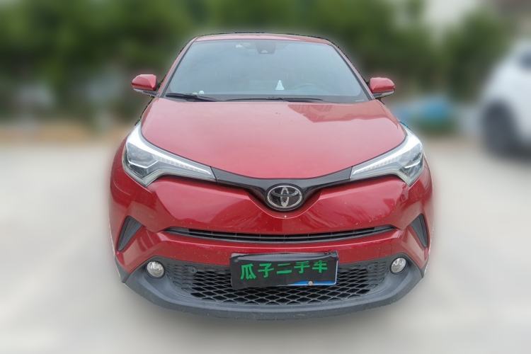 Used Toyota C-HR 2018 2.0L Luxury Sunroof Version China VI Standard Front