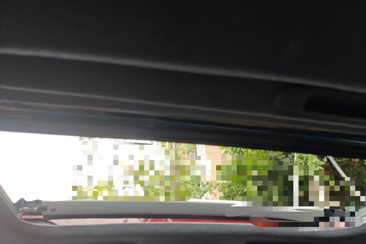 Used Toyota C-HR 2018 2.0L Luxury Sunroof Version China VI Standard Headliner