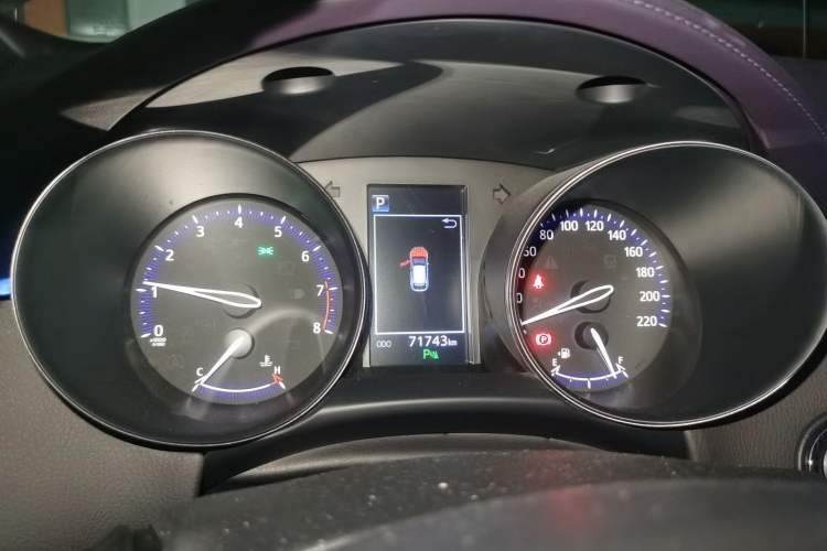 Used Toyota C-HR 2018 2.0L Luxury Sunroof Version China VI Standard Instrument Cluster