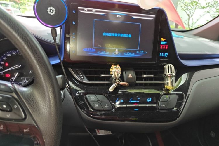Used Toyota C-HR 2018 2.0L Leading Edition China VI Interior 3