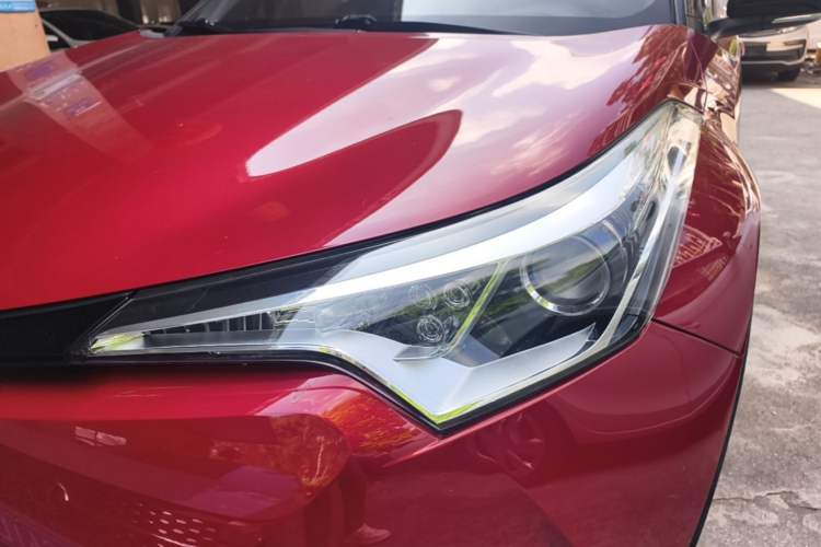 Used Toyota C-HR 2018 2.0L Leading Edition China V-standard Left Front Headlight
