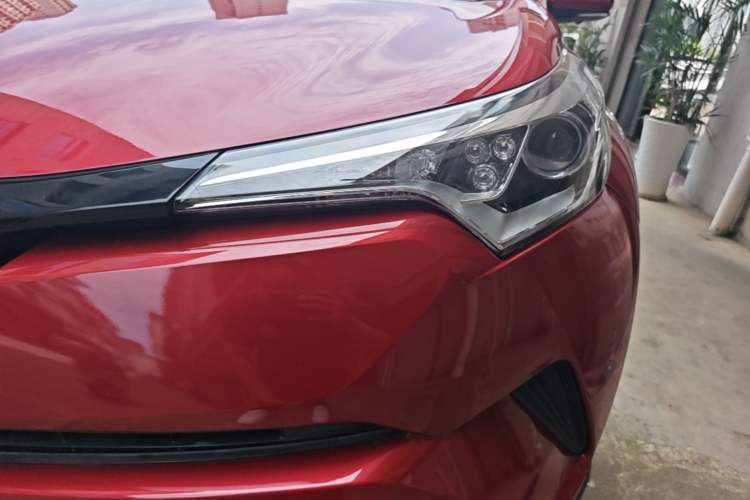 Used Toyota C-HR 2018 2.0L Leading with Sunroof China V Standard Left Front Headlight