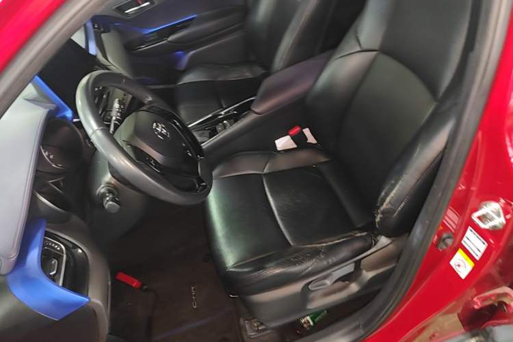 Used Toyota C-HR 2018 2.0L Luxury Edition China VI Standard Left Front Seat