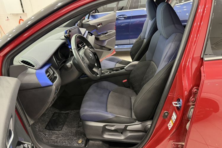 Used Toyota C-HR 2018 2.0L Luxury Edition China V Standard Left Front Seat