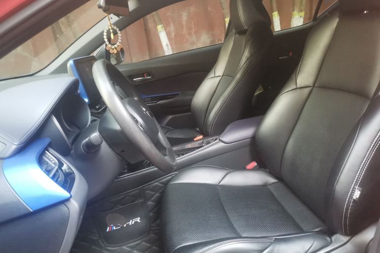 Used Toyota C-HR 2018 2.0L Leading Edition China VI Left Front Seat