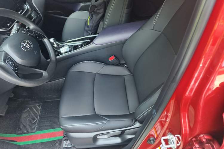 Used Toyota C-HR 2018 2.0L Leading Edition China V-standard Left Front Seat