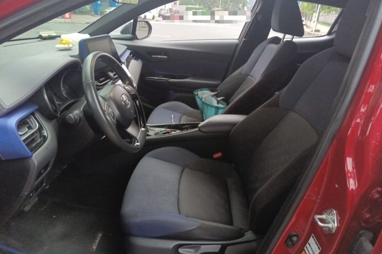 Used Toyota C-HR 2018 2.0L Luxury Edition China VI Standard Left Front Seat