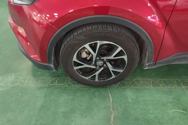 Used Toyota C-HR 2018 2.0L Luxury Edition China VI Standard Left Front Wheel Hub