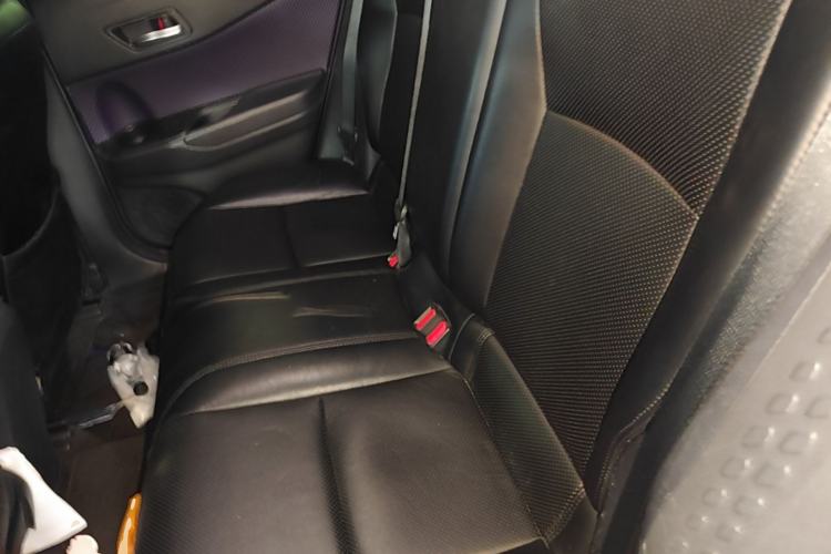 Used Toyota C-HR 2018 2.0L Luxury Edition China VI Standard Left Rear Seat