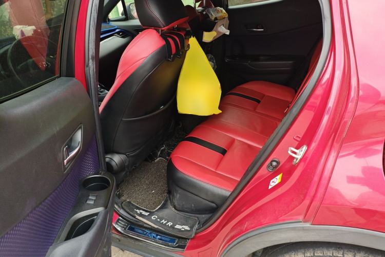 Used Toyota C-HR 2018 2.0L Leading Edition China V-standard Left Rear Seat