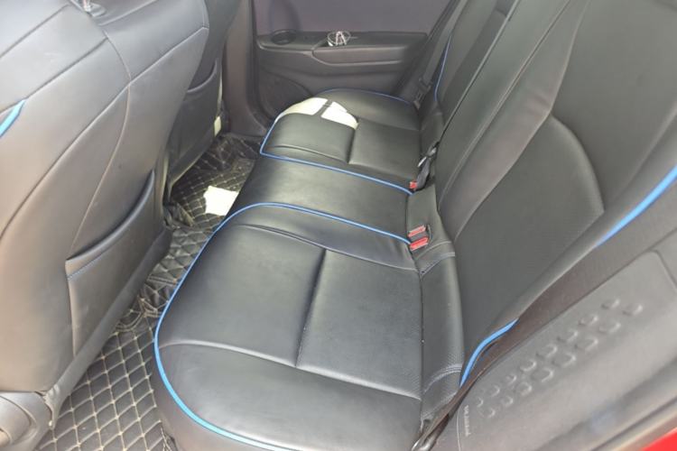 Used Toyota C-HR 2018 2.0L Leading with Sunroof China VI Standard Left Rear Seat
