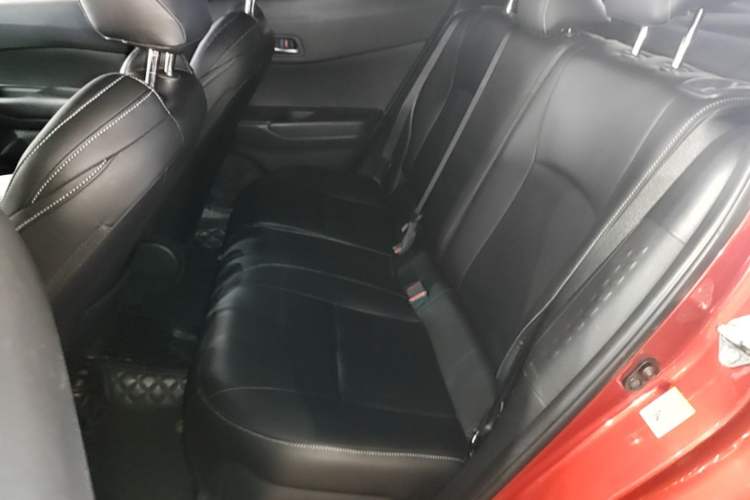 Used Toyota C-HR 2018 2.0L Elite Edition China V standard Left Rear Seat
