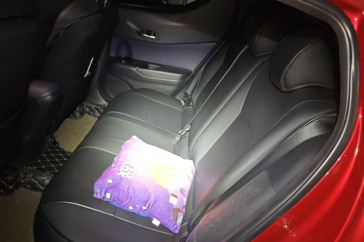 Used Toyota C-HR 2018 2.0L Leading with Sunroof China VI Standard Left Rear Seat