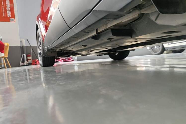 Used Toyota C-HR 2018 2.0L Leading with Sunroof China V Standard Left Side Sill
