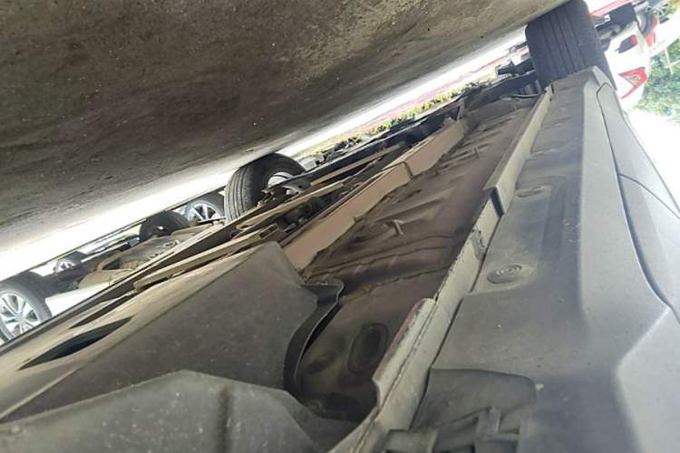 Used Toyota C-HR 2018 2.0L Flagship Version China V Standard Left Side Sill