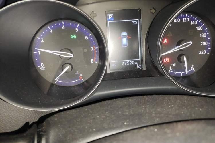 Used Toyota C-HR 2018 2.0L Leading Edition China VI Odometer Close Up