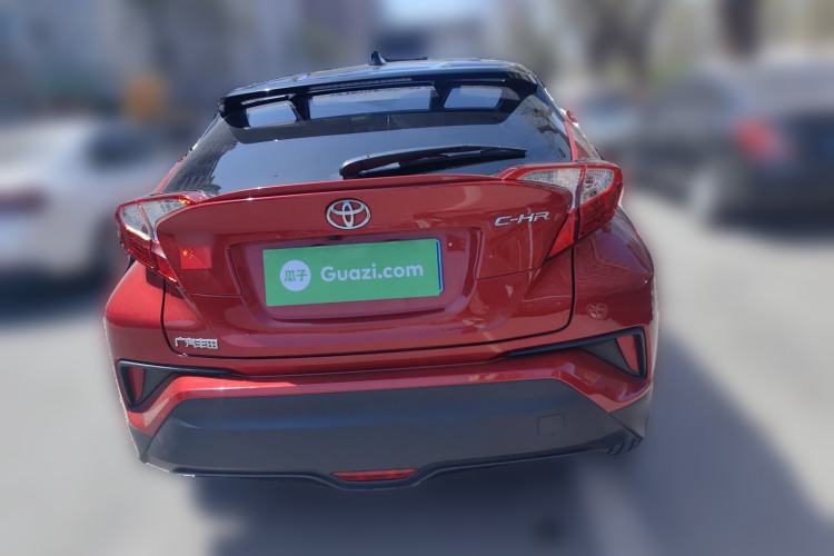 Used Toyota C-HR 2018 2.0L Leading with Sunroof China VI Standard Rear
