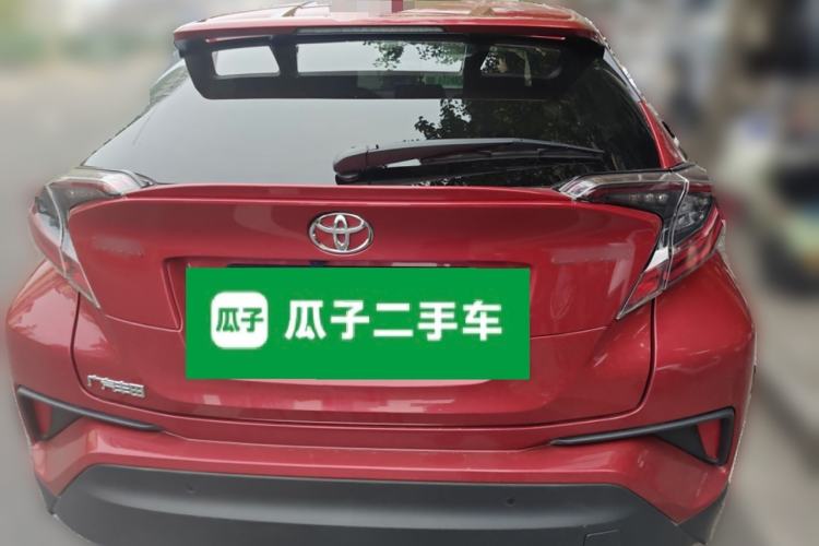 Used Toyota C-HR 2018 2.0L Luxury Sunroof Version China VI Standard Rear