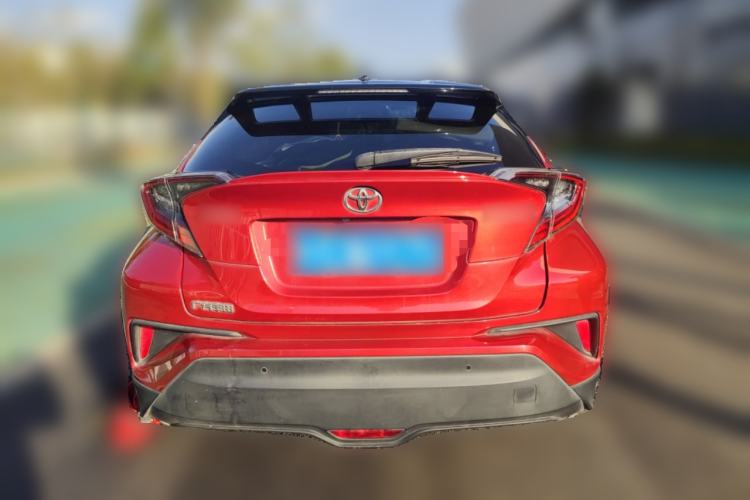 Used Toyota C-HR 2018 2.0L Luxury Sunroof Version China V Emission Standard Rear