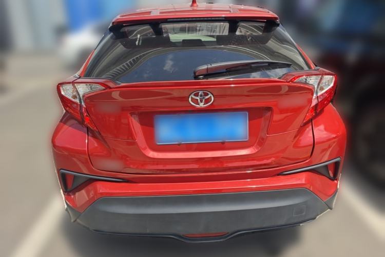 Used Toyota C-HR 2018 2.0L Leading with Sunroof China VI Standard Rear