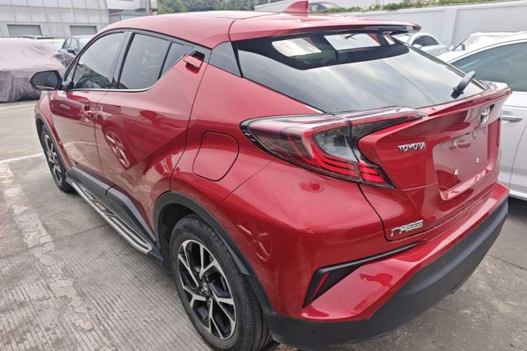 Used Toyota C-HR 2018 2.0L Luxury Sunroof Version China VI Standard Rear Left 45 Deg