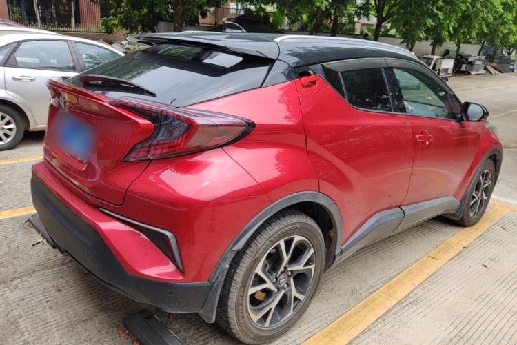Used Toyota C-HR 2018 2.0L Luxury Sunroof Version China VI Standard Rear Right 45 Deg