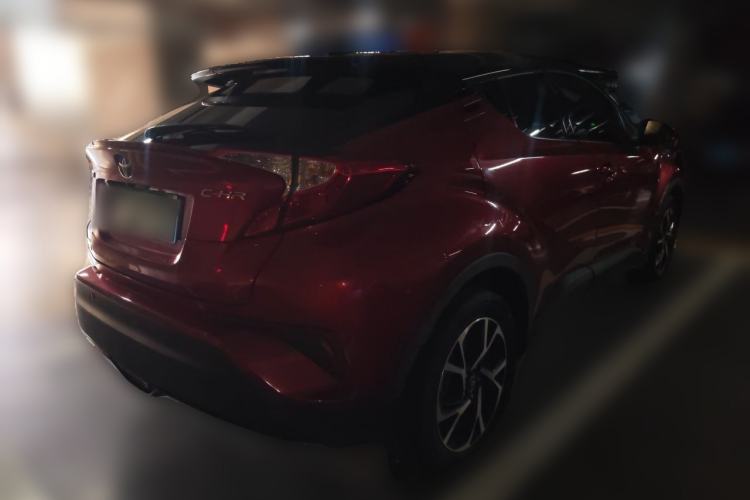 Used Toyota C-HR 2018 2.0L Leading with Sunroof China VI Standard Rear Right 45 Deg