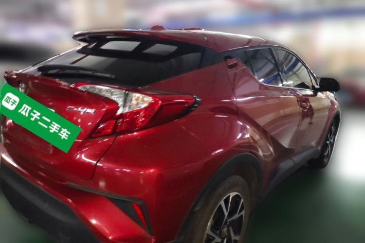 Used Toyota C-HR 2018 2.0L Leading Edition China VI Rear Right 45 Deg