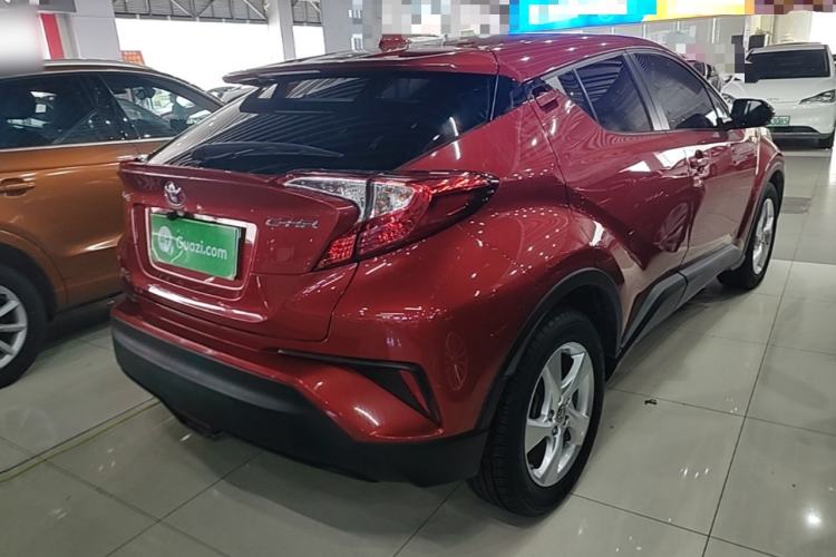 Used Toyota C-HR 2018 2.0L Elite Edition China V standard Rear Right 45 Deg