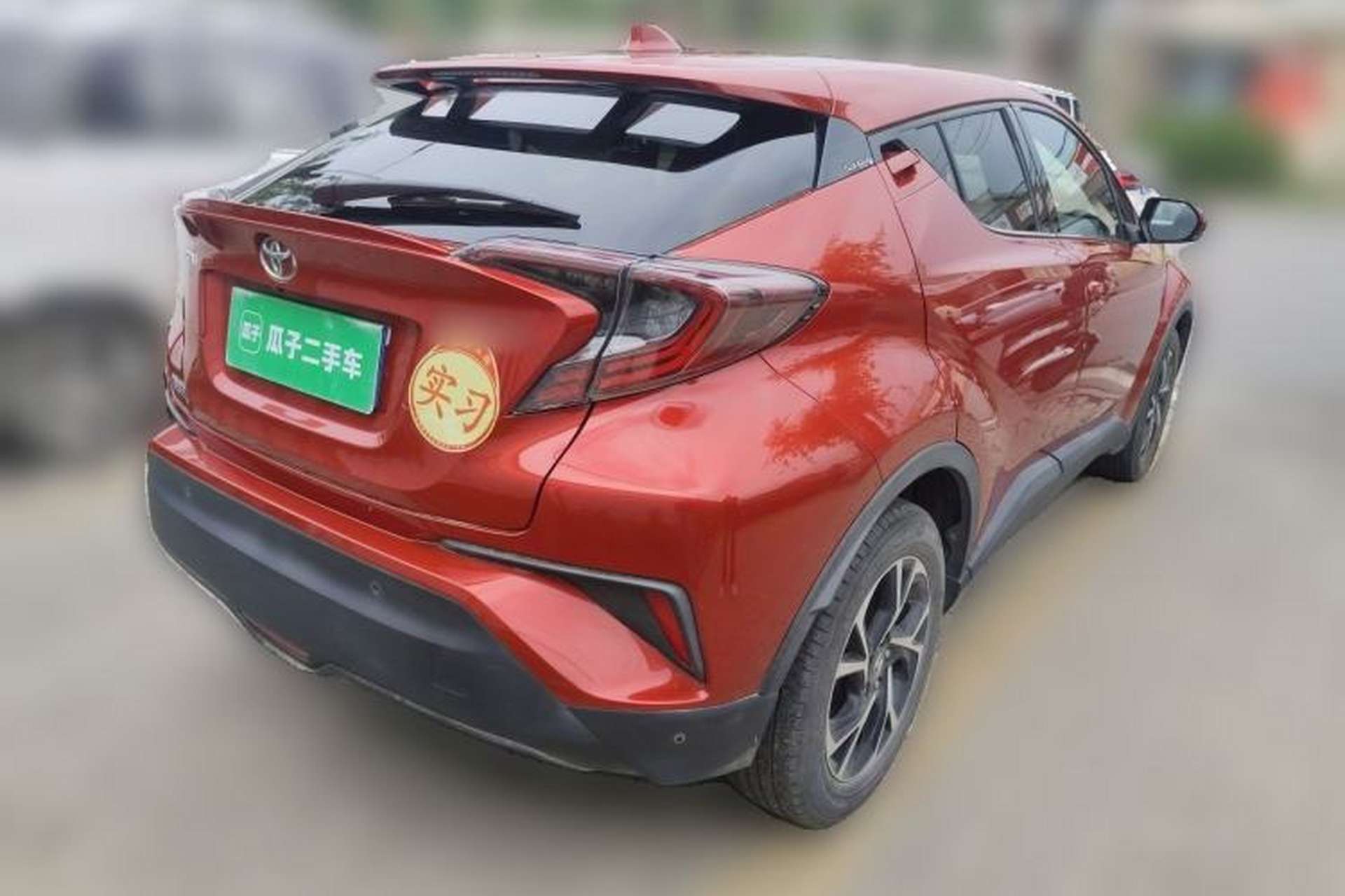 Used Toyota C-HR 2018 2.0L Luxury Edition China VI Standard Rear Right 45 Deg