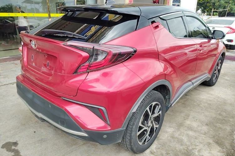 Used Toyota C-HR 2018 2.0L Flagship Version China V Standard Rear Right 45 Deg