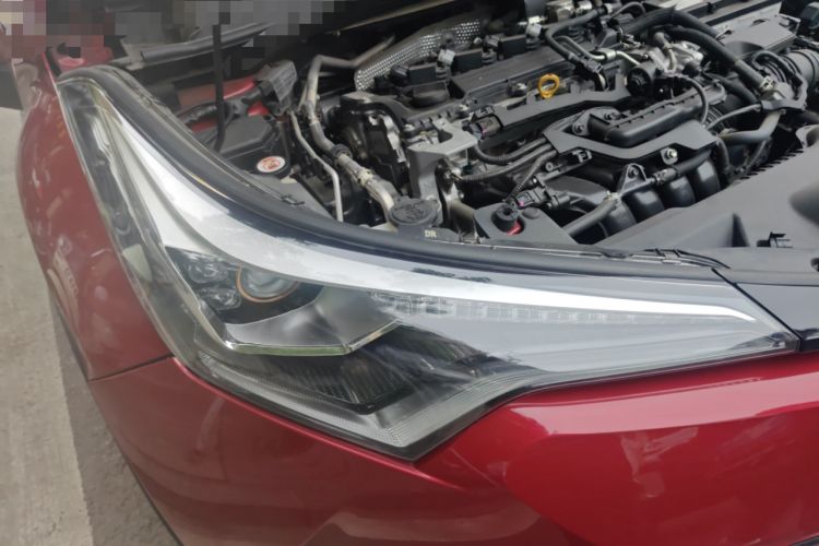 Used Toyota C-HR 2018 2.0L Luxury Sunroof Version China VI Standard Right Front Headlight