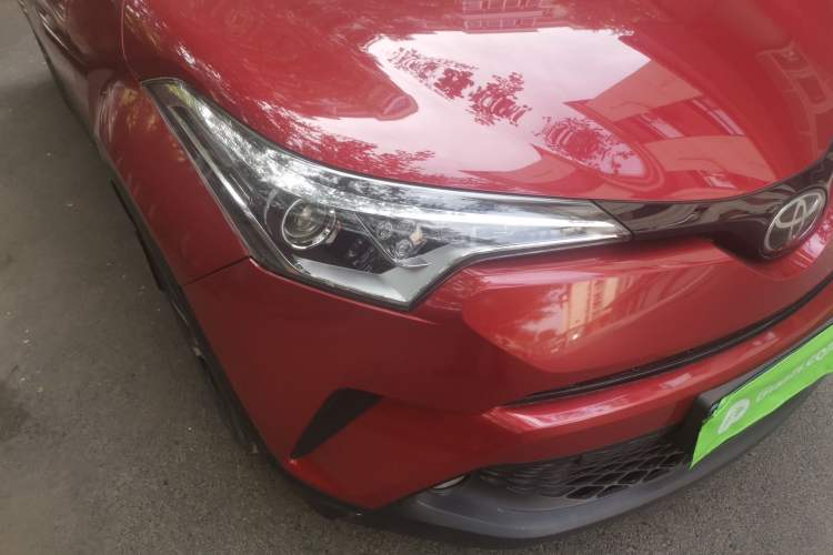 Used Toyota C-HR 2018 2.0L Leading Edition China VI Right Front Headlight