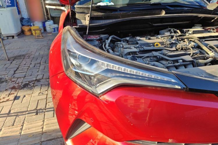 Used Toyota C-HR 2018 2.0L Flagship Edition China VI Standard Right Front Headlight