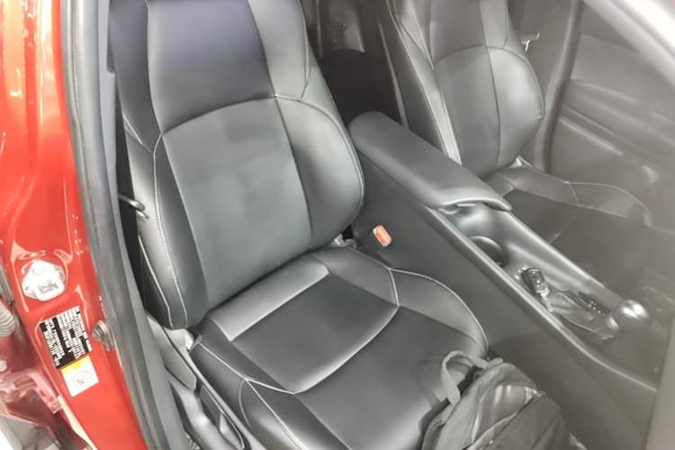 Used Toyota C-HR 2018 2.0L Elite Edition China V standard Right Front Seat