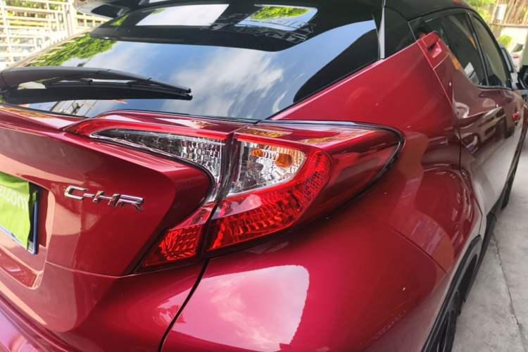 Used Toyota C-HR 2018 2.0L Leading Edition China V-standard Right Rear Taillight