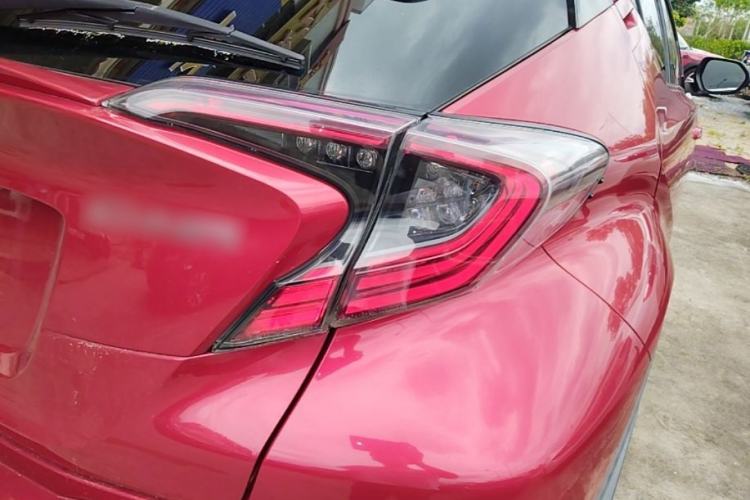 Used Toyota C-HR 2018 2.0L Flagship Version China V Standard Right Rear Taillight