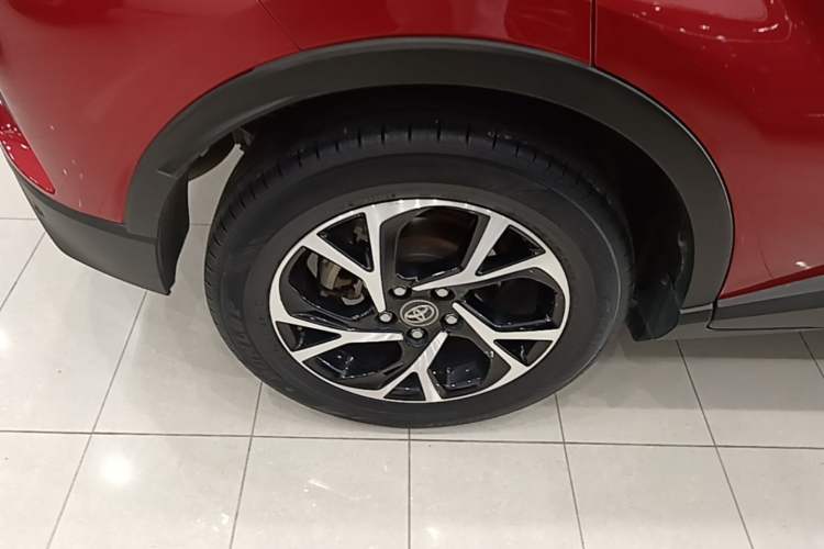 Used Toyota C-HR 2018 2.0L Luxury Edition China V Standard Right Rear Wheel Hub