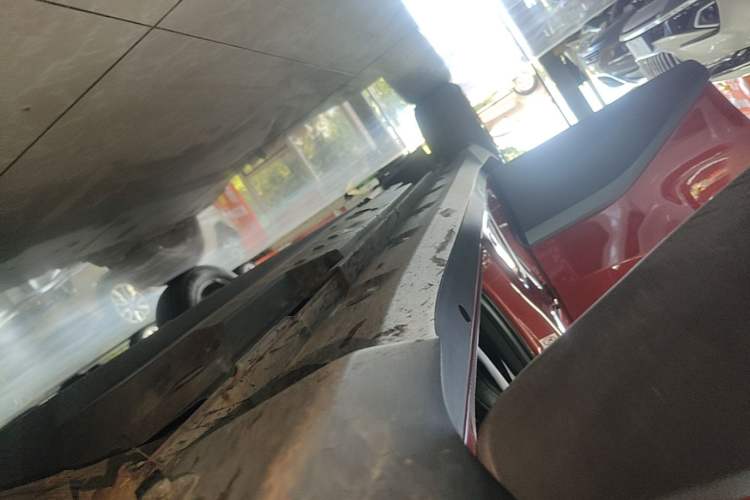 Used Toyota C-HR 2018 2.0L Leading Edition China V-standard Right Side Sill
