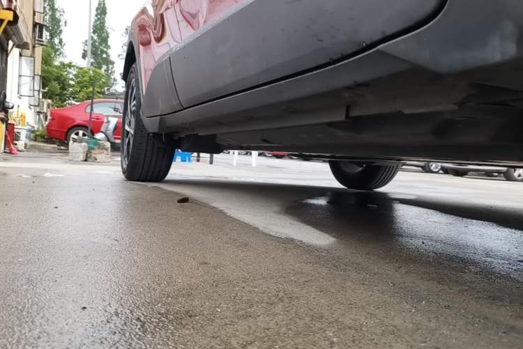 Used Toyota C-HR 2018 2.0L Leading Edition China V-standard Right Side Sill