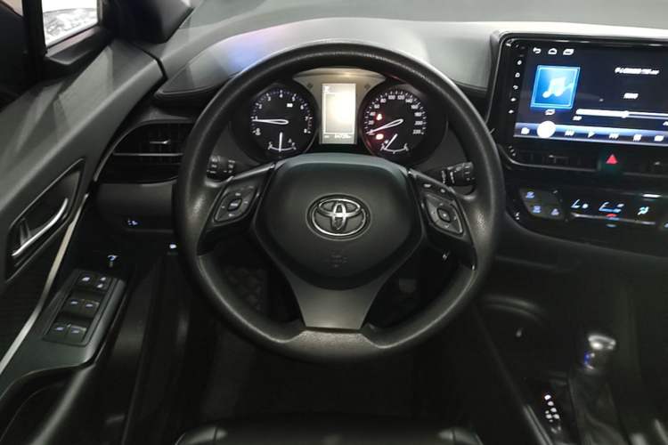 Used Toyota C-HR 2018 2.0L Elite Edition China V standard Steering Wheel