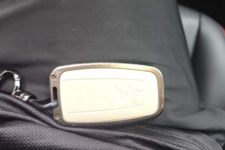 Used Toyota C-HR 2018 2.0L Coolway Leading Edition China V Standard Vehicle Key