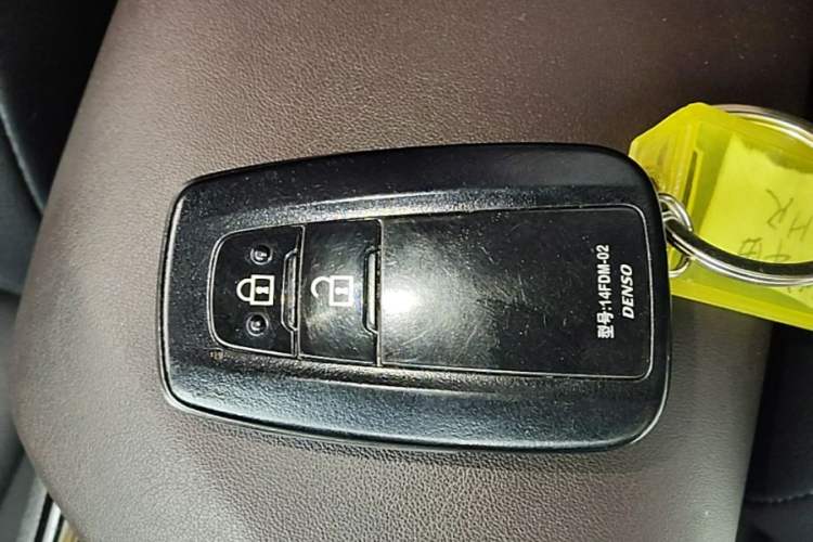 Used Toyota C-HR 2018 2.0L Flagship Version China V Standard Vehicle Key