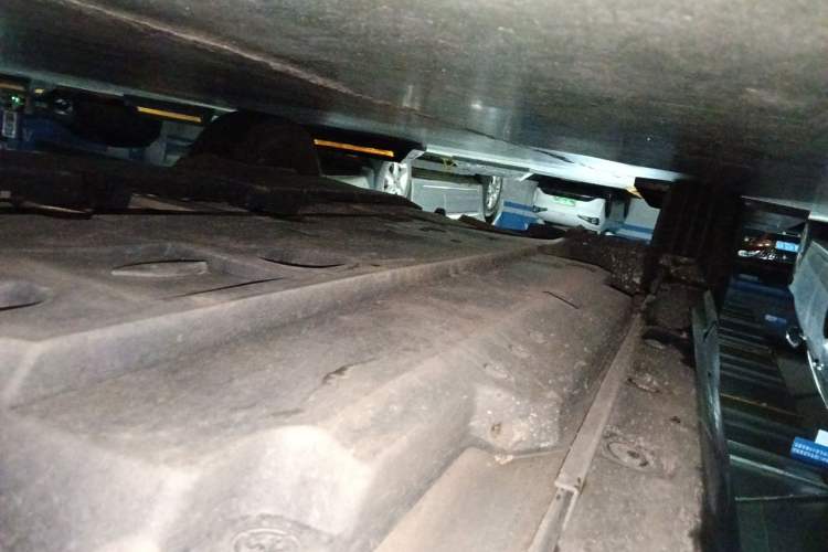 Used Toyota C-HR 2018 2.0L Leading with Sunroof China VI Standard Chassis Front Right