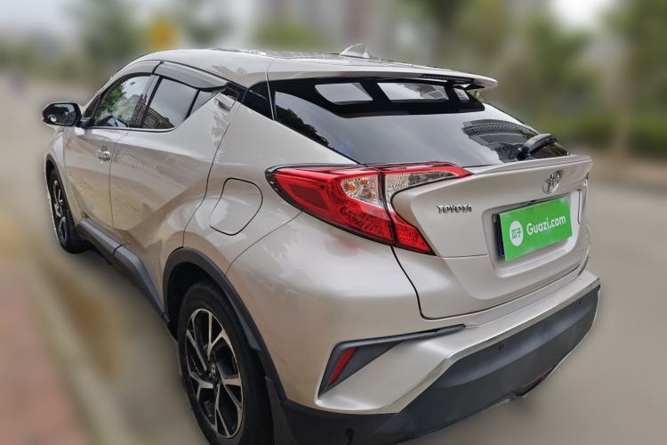 Used Toyota C-HR 2018 2.0L Leading with Sunroof China VI Standard Exterior 3