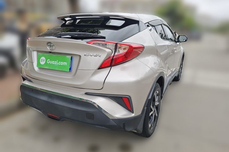 Used Toyota C-HR 2018 2.0L Leading with Sunroof China VI Standard Exterior 5